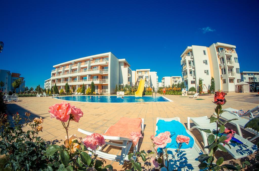 סאני ביץ' Waterpark Fort Apartments מראה חיצוני תמונה