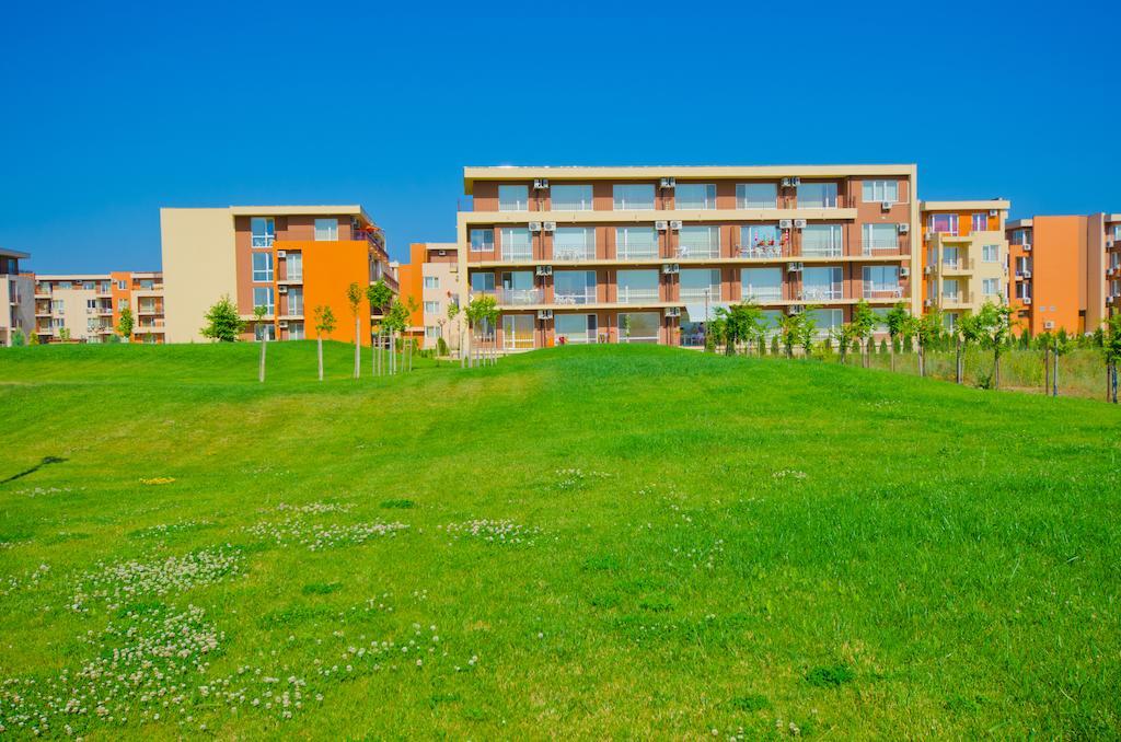 סאני ביץ' Waterpark Fort Apartments מראה חיצוני תמונה