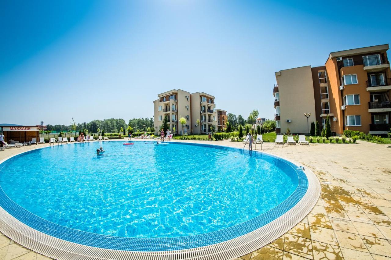 סאני ביץ' Waterpark Fort Apartments מראה חיצוני תמונה